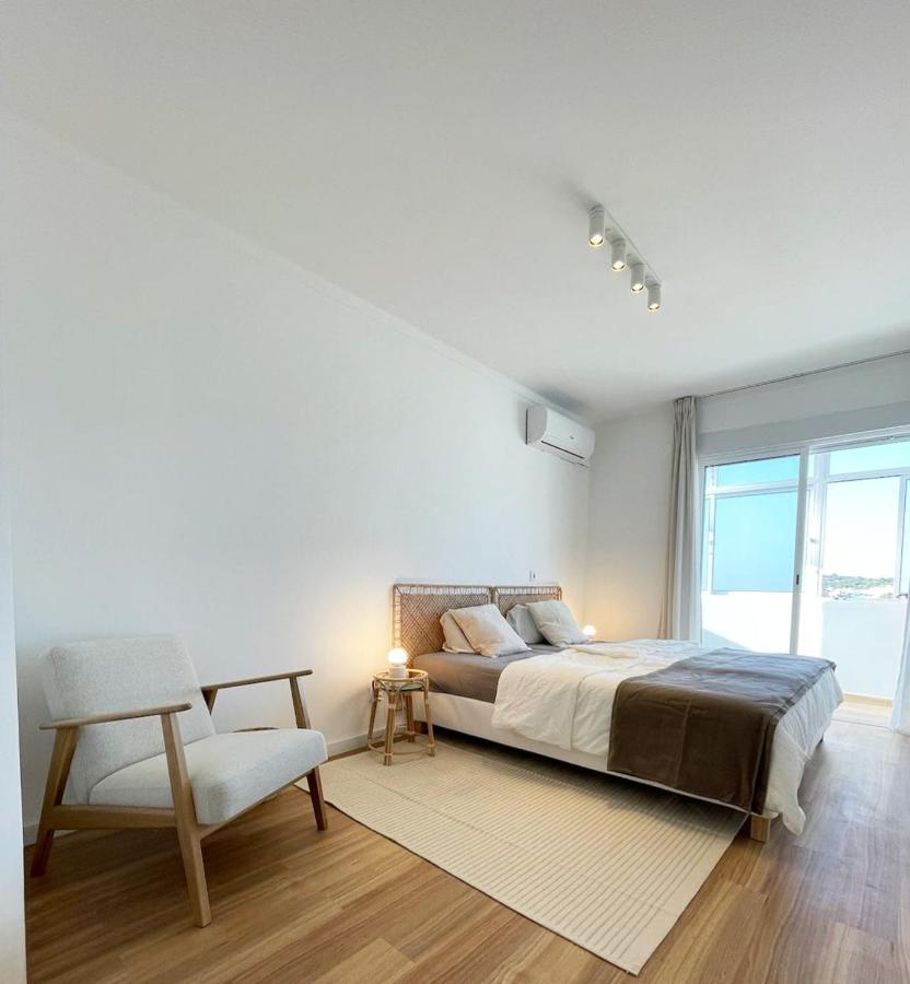 Sun Waves Beach Apartment Portimao Exterior photo