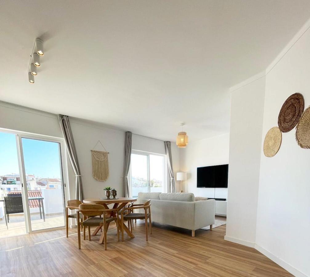 Sun Waves Beach Apartment Portimao Exterior photo